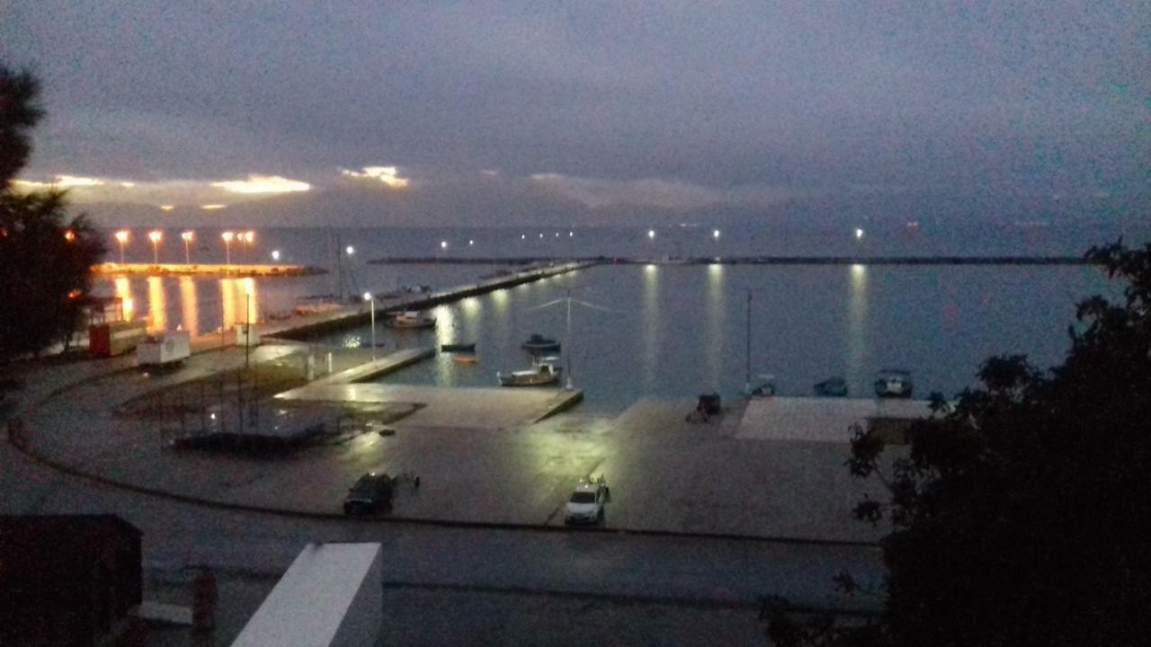 Ariadne Apartments Неа Миханиона Екстериор снимка